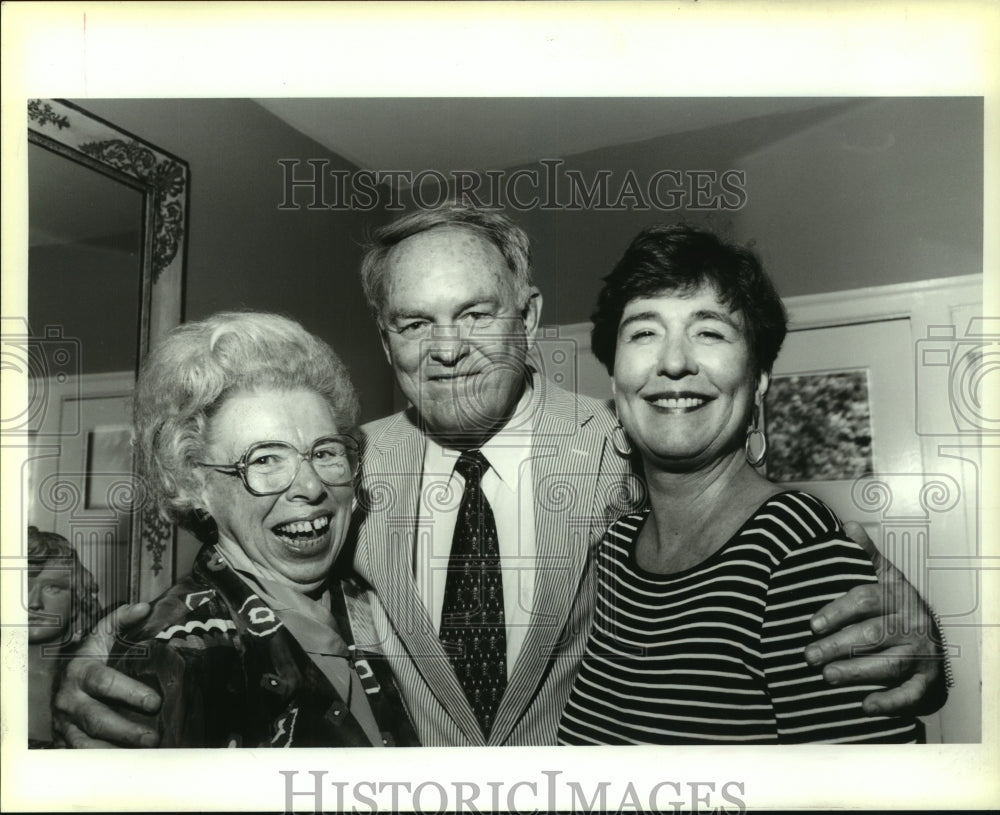 1994 Press Photo Audrey Gray, Judge Charles Gaudin, Missy Anderson- Law League - Historic Images