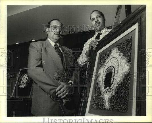1995 Press Photo Art For The Heart delegates show artwork at group's meeting - Historic Images