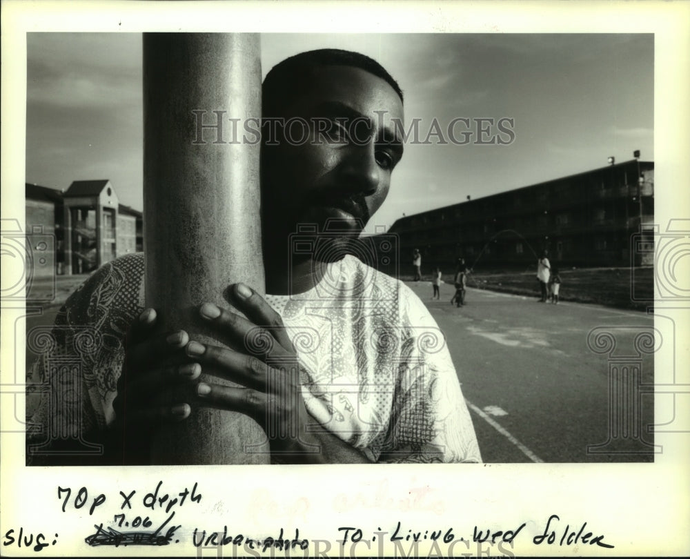 1994 Press Photo John Garrett, anti-violence rap artist - Historic Images