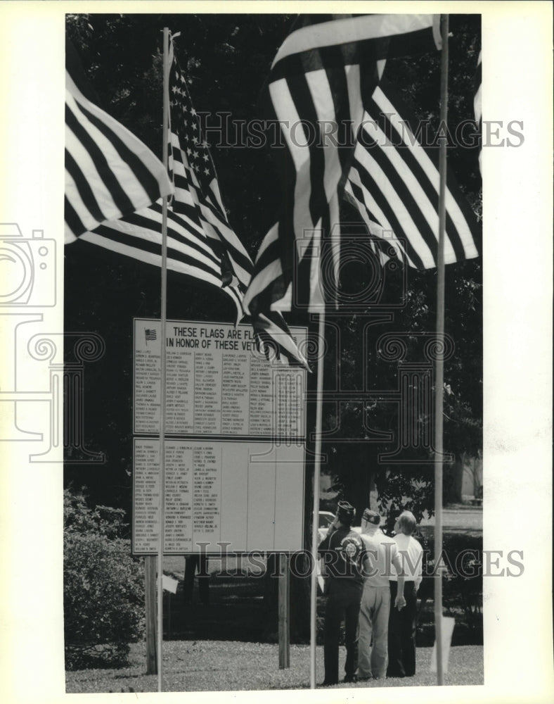 1988 Press Photo Memorial service at Garden of Memories, Louisiana - Historic Images