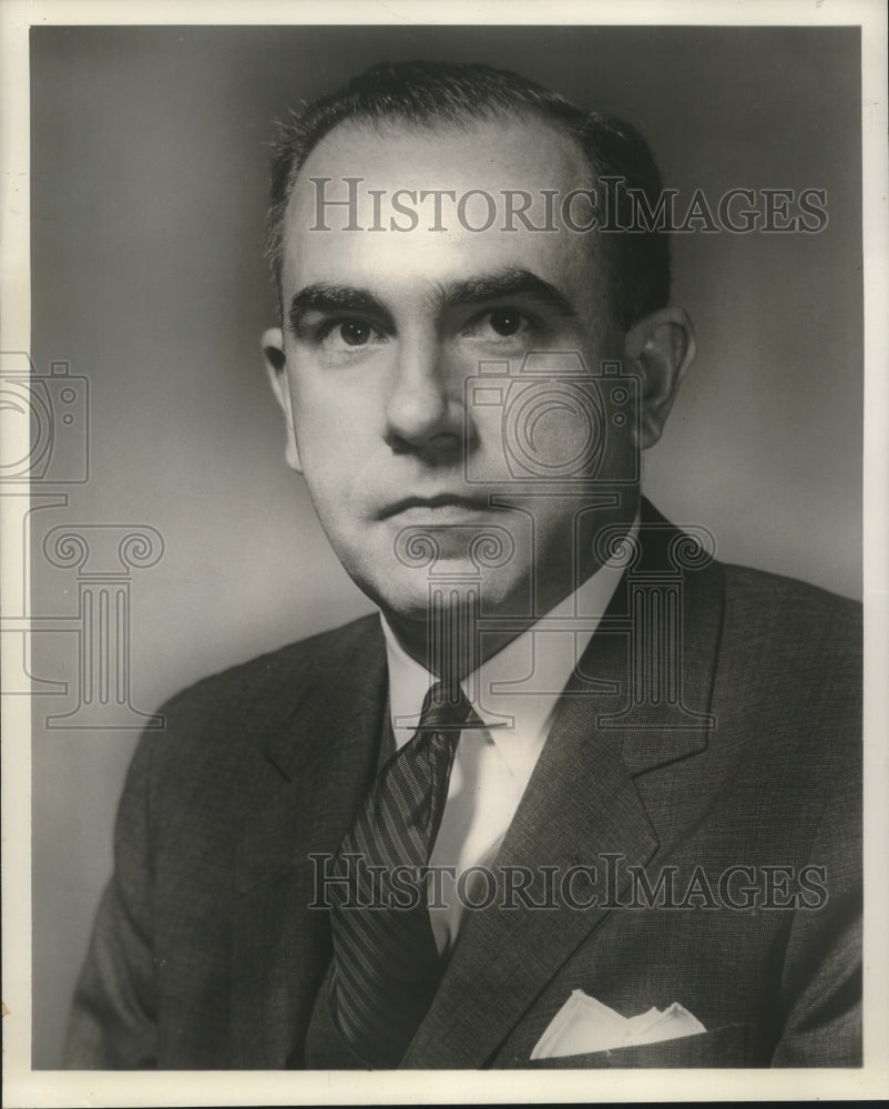 Press Photo John W. Gendron, Assistant General Manager, Tidewater Oil Company - Historic Images