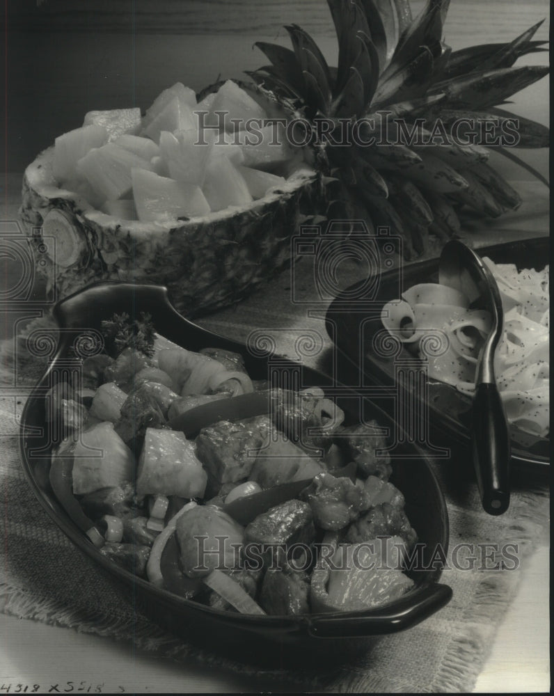 1979 Press Photo Food - Red pepper spice pork with red pepper, pineapple, onion - Historic Images