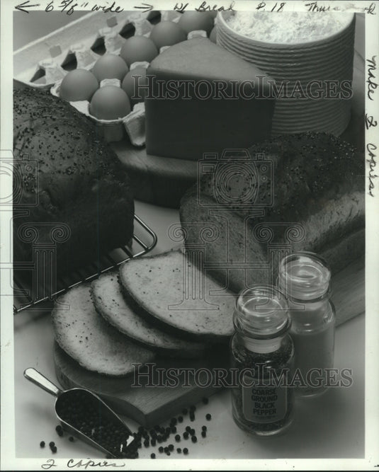1983 Press Photo Black Pepper Cheese Bread - nob17531 - Historic Images