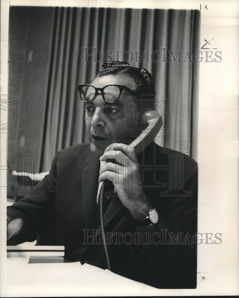 1961 Press Photo Mayor Leon Gary on the telephone - nob17660 - Historic Images