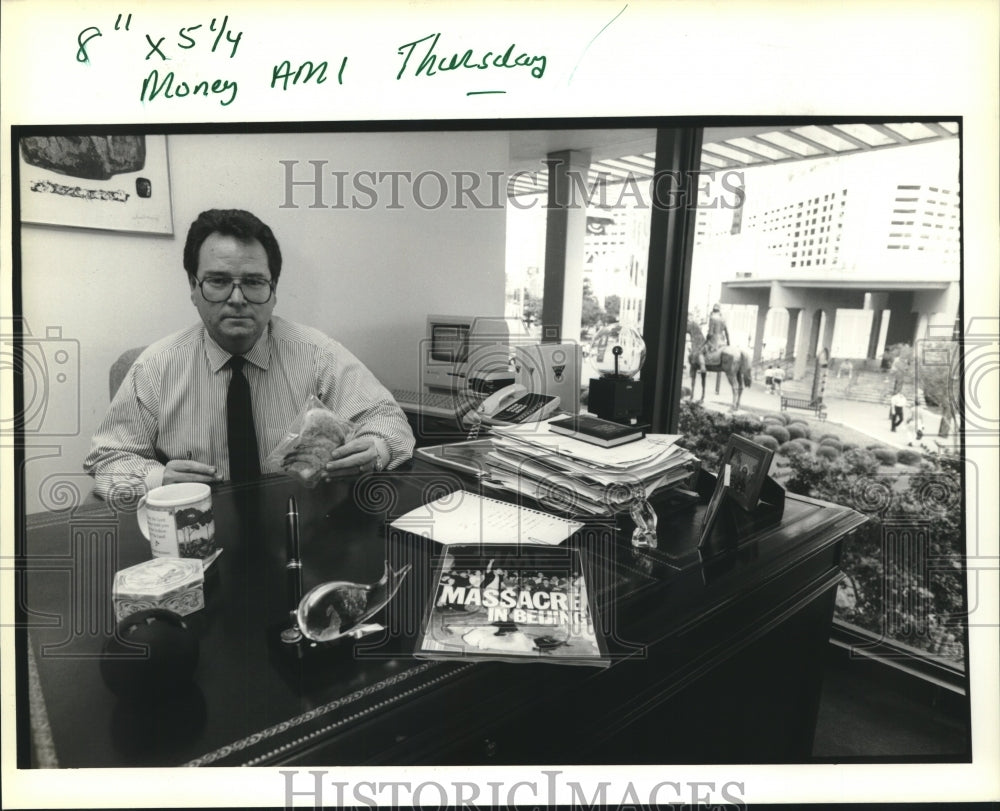 1989 Press Photo Jim Garvin of First Export Corporation of New Orleans - Historic Images