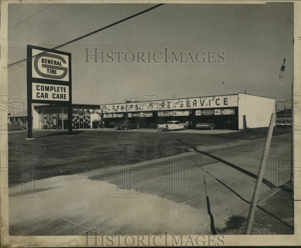 1968 Press Photo General Tire Service operates at Veterans Memorial highway-Historic Images