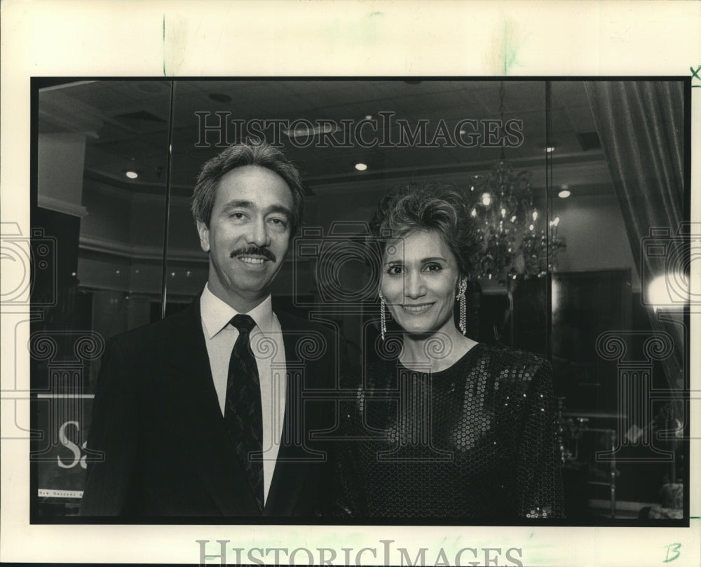 1990 Press Photo Dental Convention - Drs. Terry Fugetta and Darlene Bassett - Historic Images