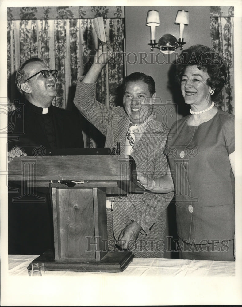 1972 Joe Gemelli, with check, &amp; others of St. Mary&#39;s fund meeting - Historic Images