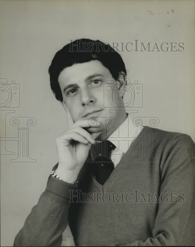 1986 Press Photo Jonathan Friend, Artistic Administrator of Metropolitan Opera - Historic Images