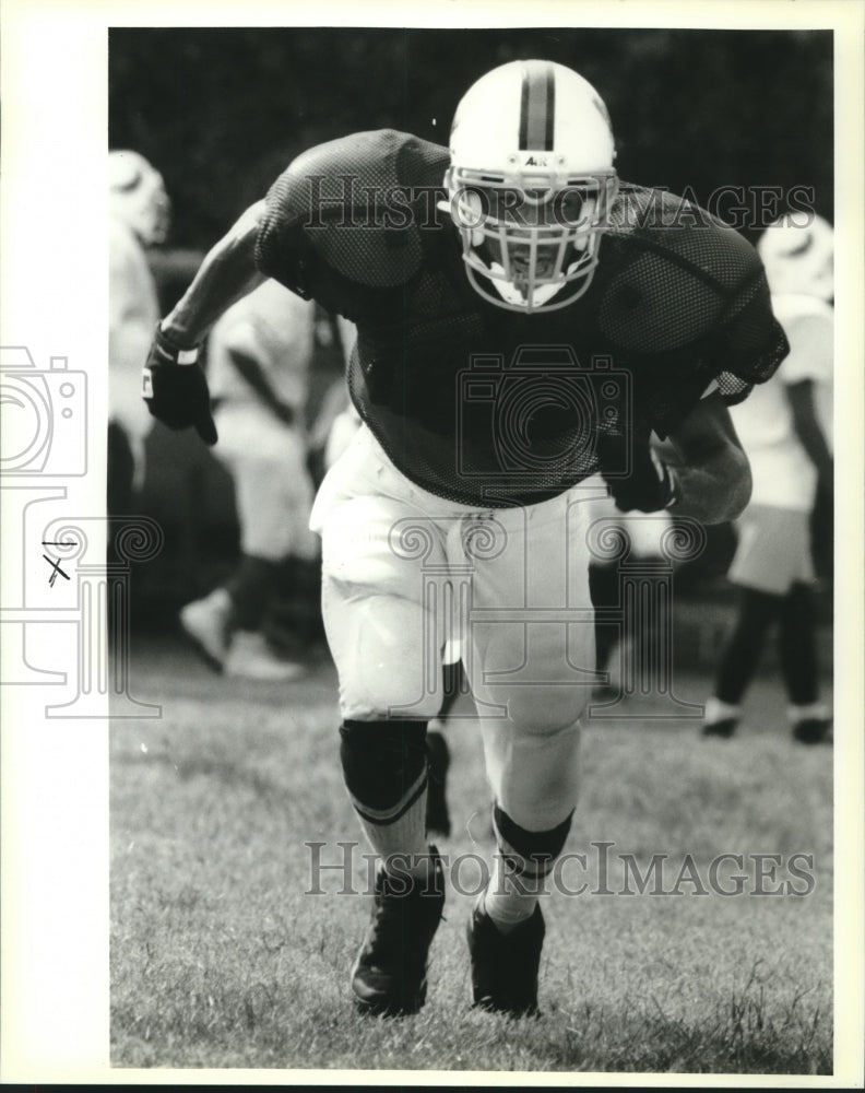 1995 Press Photo Jude Collins coming at you on kick off drills - Historic Images