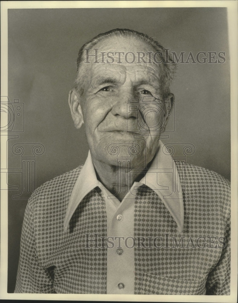 1975 Press Photo Eugene A. Fricken, Poker Winner - nob19188 - Historic Images