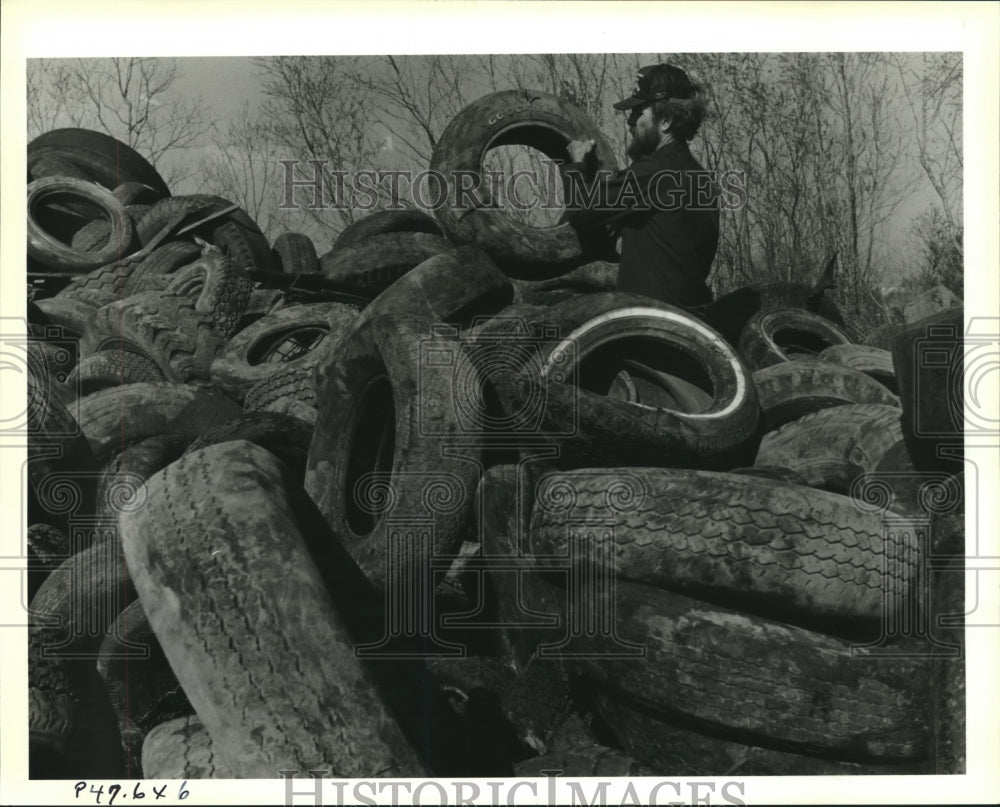 1994 Press Photo Hundreds of old tires at a St. Bernard parish dump - Historic Images