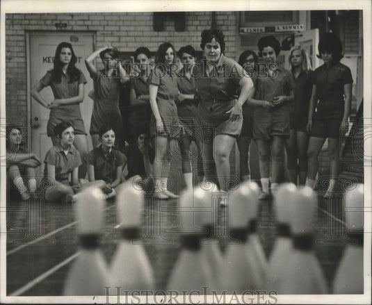 1968 Press Photo Suzy and Candy Learn Bowling in Gym Class - nob19540 - Historic Images