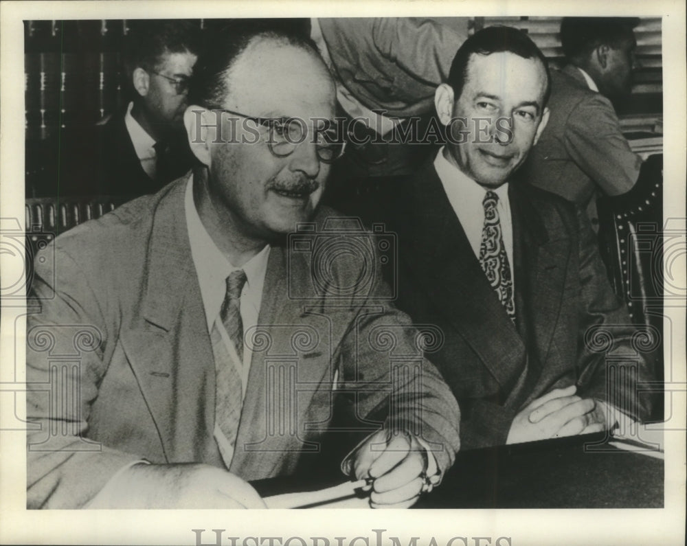 1969 Press Photo Lawyers Abe Fortas with Owen Lattimore before a Senate hearing - Historic Images