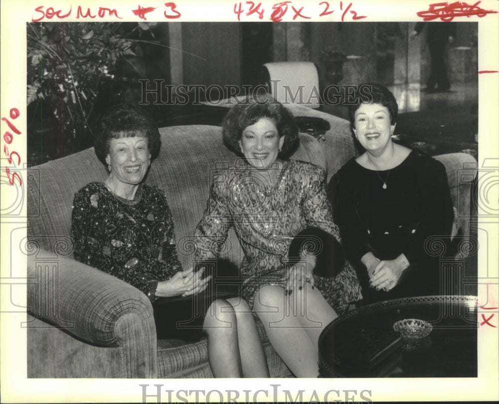 Press Photo Sylvia Goldberg, Judith Mish &amp; Toby Medler at Hadassah Party - Historic Images