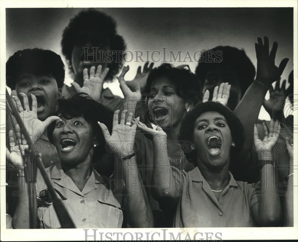 1987 Press Photo Gospel singing - Historic Images