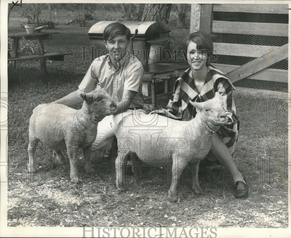 1969 Press Photo Ricky and Darlene Guidry, a brother-sister 4-H team - nob19785 - Historic Images