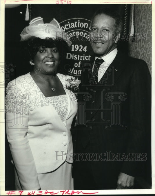 1994 Press Photo Maria Sly George & Theodore George Sr. at NAUW event - Historic Images