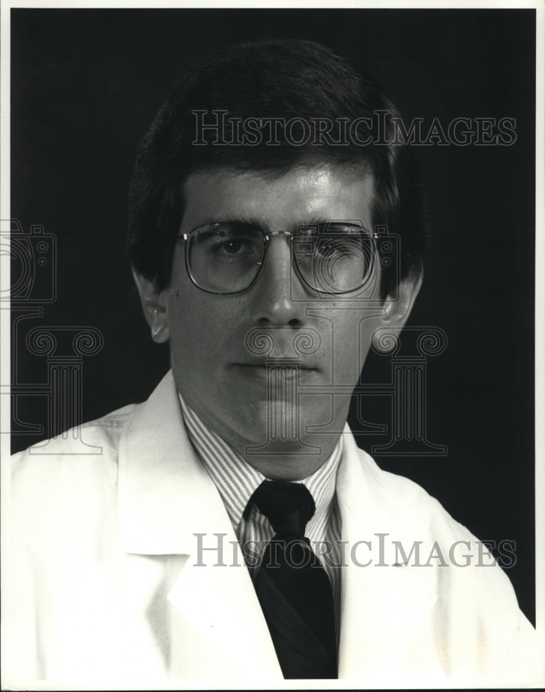 1991 Press Photo Douglas C. Gohn, M.D. - Historic Images