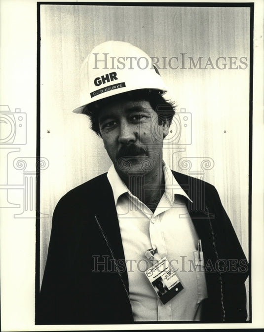 1981 Press Photo Don O'Rourke at the Good Hope GHR refinery. - nob20350 - Historic Images