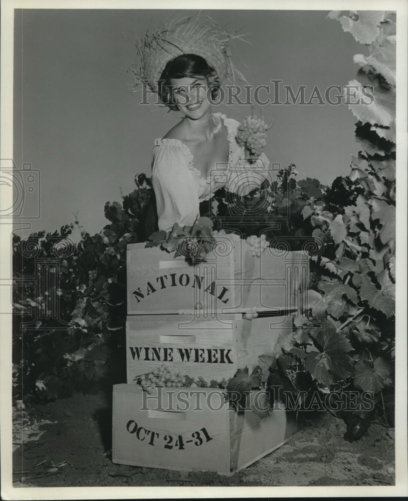 1964 National Wine Week National Wine Queen Kay Gerhard - Historic Images