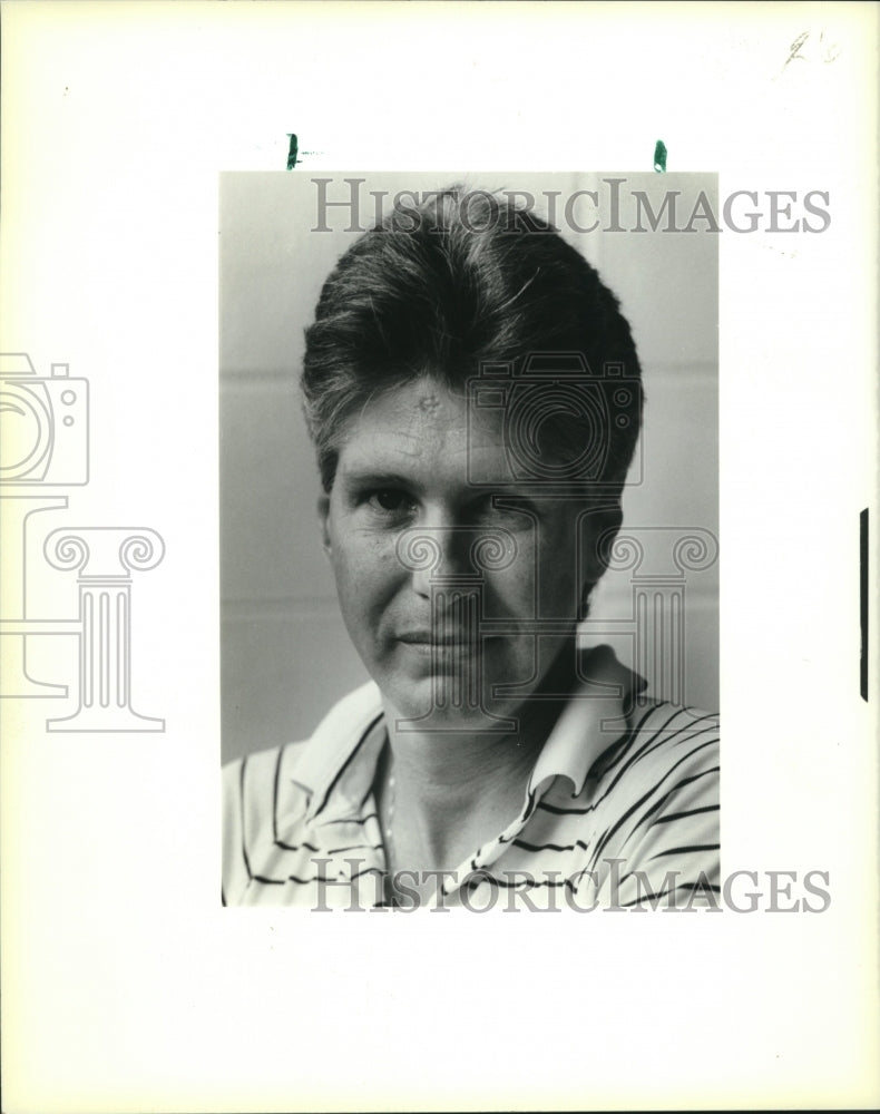 1989 Press Photo Maurice Gernhauser, Jr, coach at Redeemer High School - Historic Images