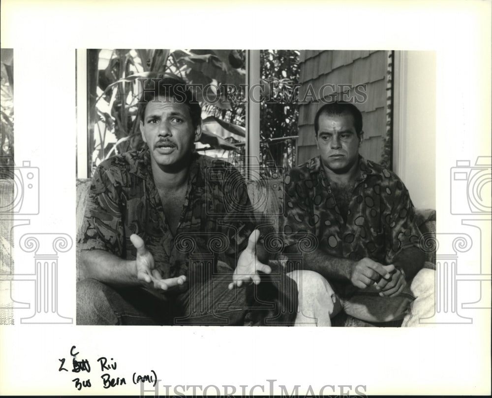 1994 Press Photo Alexis Rodriguez and Felipe Gomez talk about escaping Cuba - Historic Images