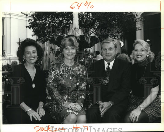 1991 Press Photo Sou Rep. Night of Stars - Margaret & Jim George and others - Historic Images