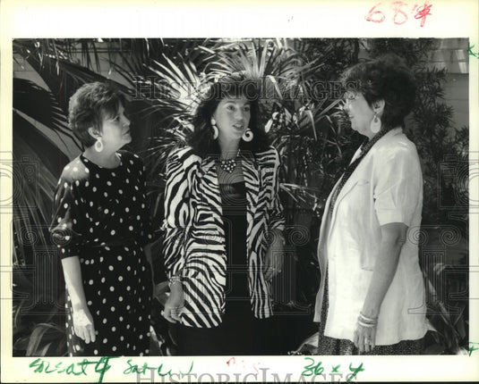 1989 Press Photo Southern Baptist League members at Commanders' Place - Historic Images