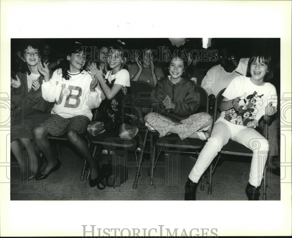 1995 Press Photo &quot;Good Medicine For Life&quot; Rally at St. Bernard Parish School - Historic Images