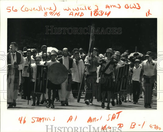 1987 Press Photo Our Lady of Visitation Church's Jesus' road to the crucifixion - Historic Images