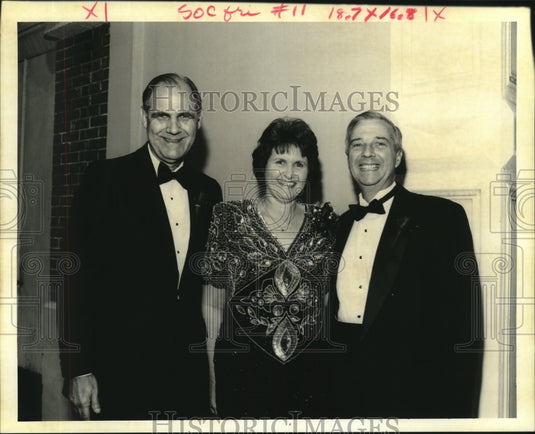 1994 Press Photo Gene Hymel, Kim & Roy Gonzalez at Board of Trade Event - Historic Images