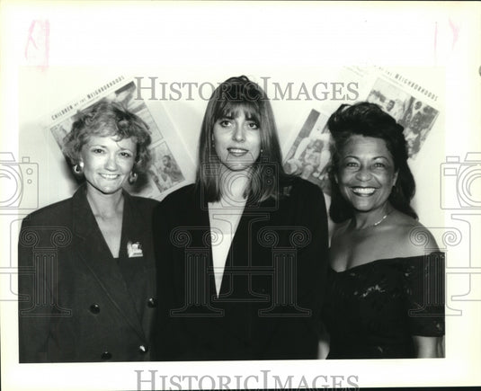 1992 Press Photo Children of the Neighborhoods delegates - Historic Images
