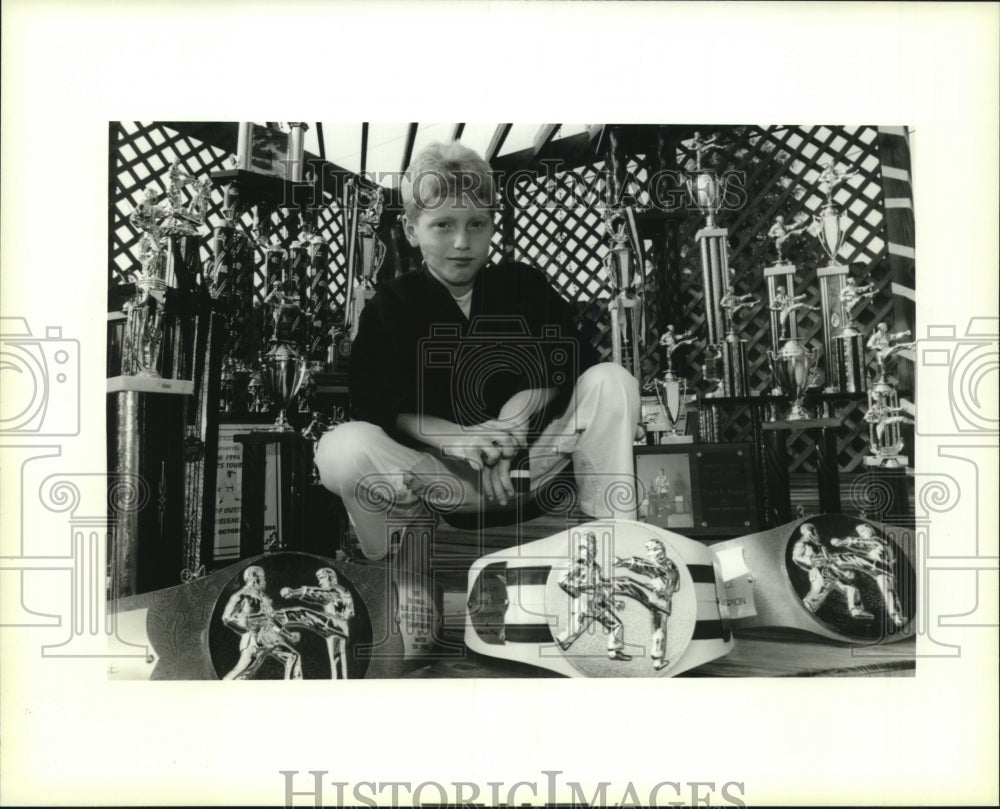 1995 Press Photo Children - Karate Red Belt Eight Year Old Adam Giglio - Historic Images