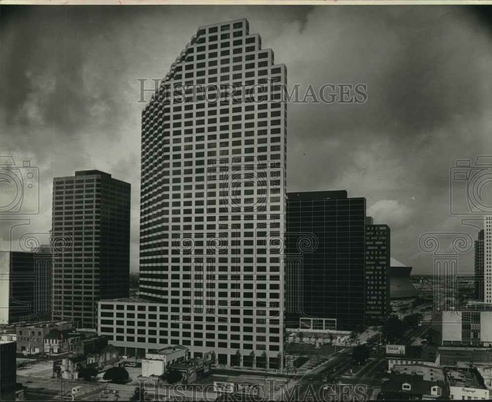 1984 Press Photo The 39-story-granite-encased Energy Centre - nob21241 - Historic Images