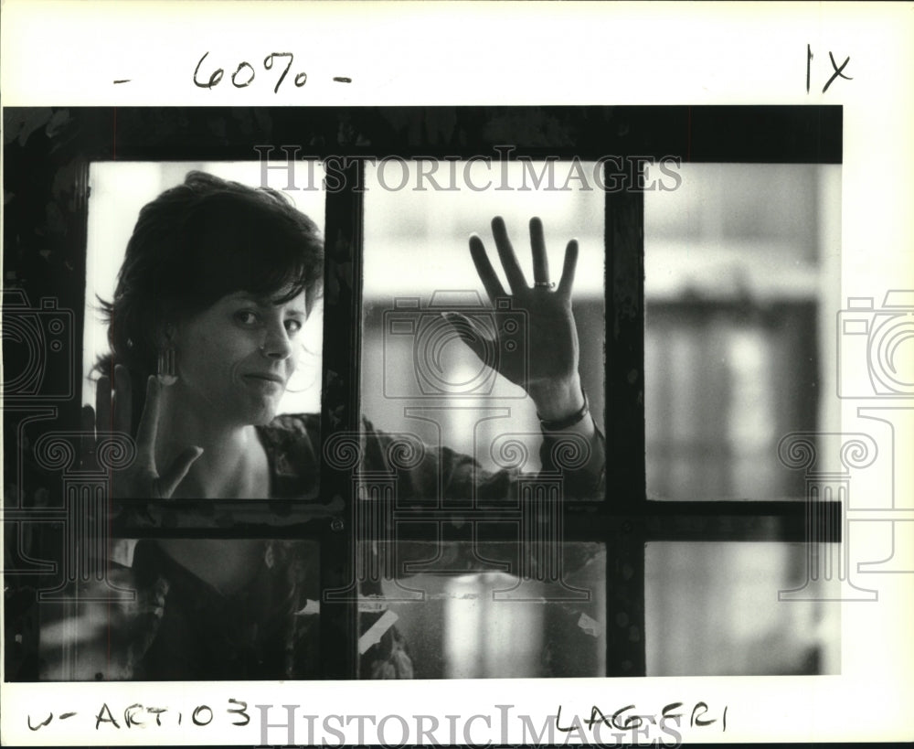 1992 Press Photo Pam Eneline looking outside the window - nob21245 - Historic Images