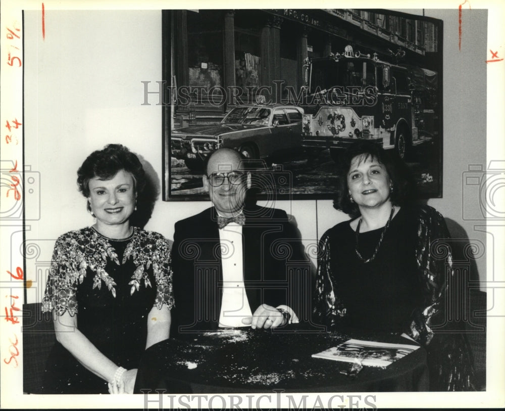 1991 Press Photo Principal guest at the Touro &quot;Enchanted Evening&quot; Gala - Historic Images