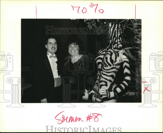 1993 Press Photo Sanford and Renee Goldstein attending the Angel Ball - Historic Images