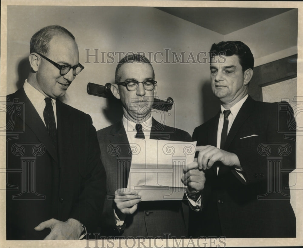 1962 Press Photo Drs Ted Bloch, Allan Goldman, Irwin Cohen- Touro Medical Staff - Historic Images