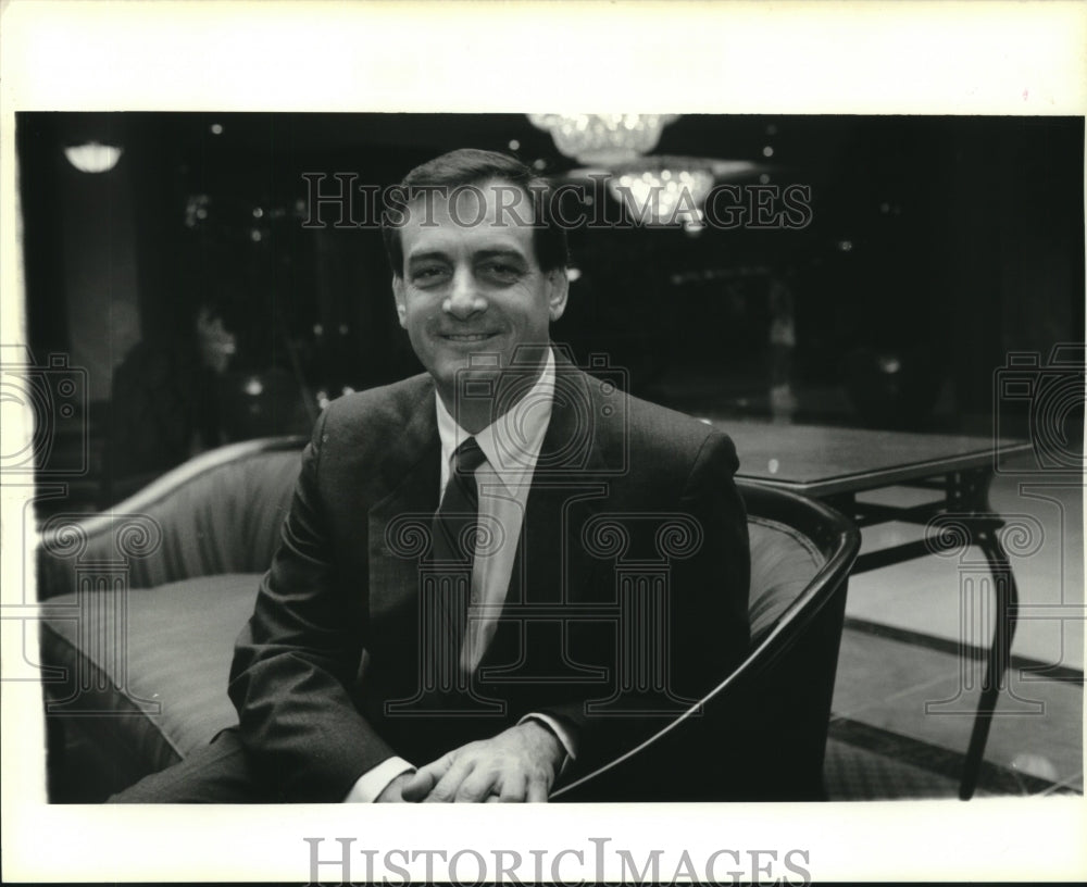 1993 Press Photo Tom Fry, newly named director of minerals management service - Historic Images