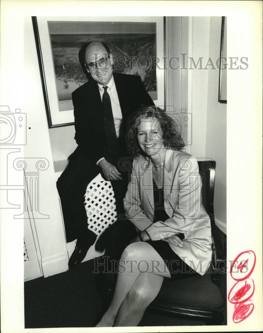 1994 Press Photo Rabbi David Goldstein & Kristina Ford at New Orleans museum. - Historic Images