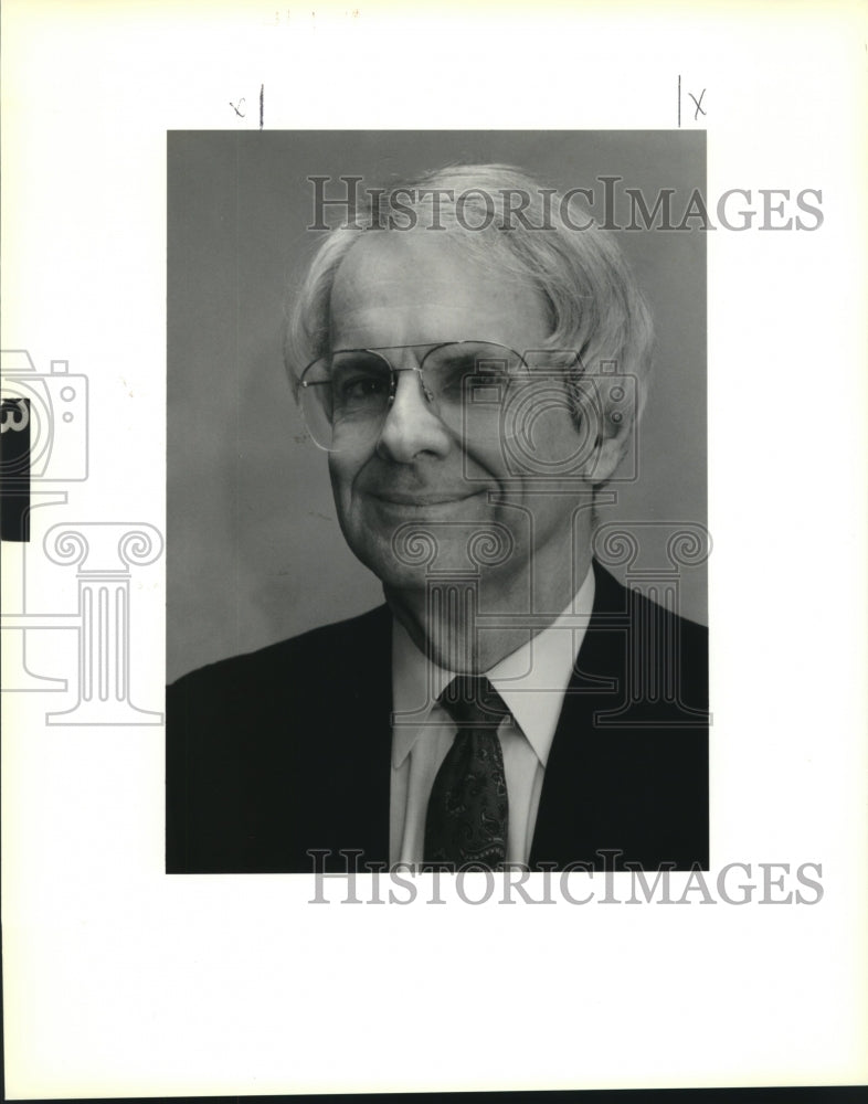 1990 Press Photo Bill Elliott, president of the Metairie Sunrise Rotary Club. - Historic Images