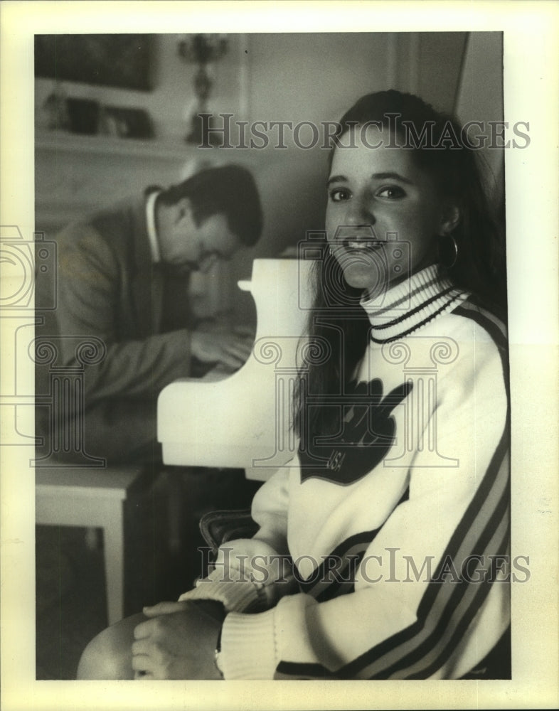 1992 Press Photo Jazz pianist Ronnie Kole plays benefit concert for Wynn Green - Historic Images