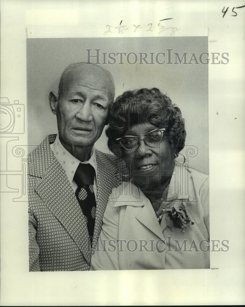 1976 Press Photo Mr. and Mrs. Wesley Green celebrate golden wedding anniversary - Historic Images