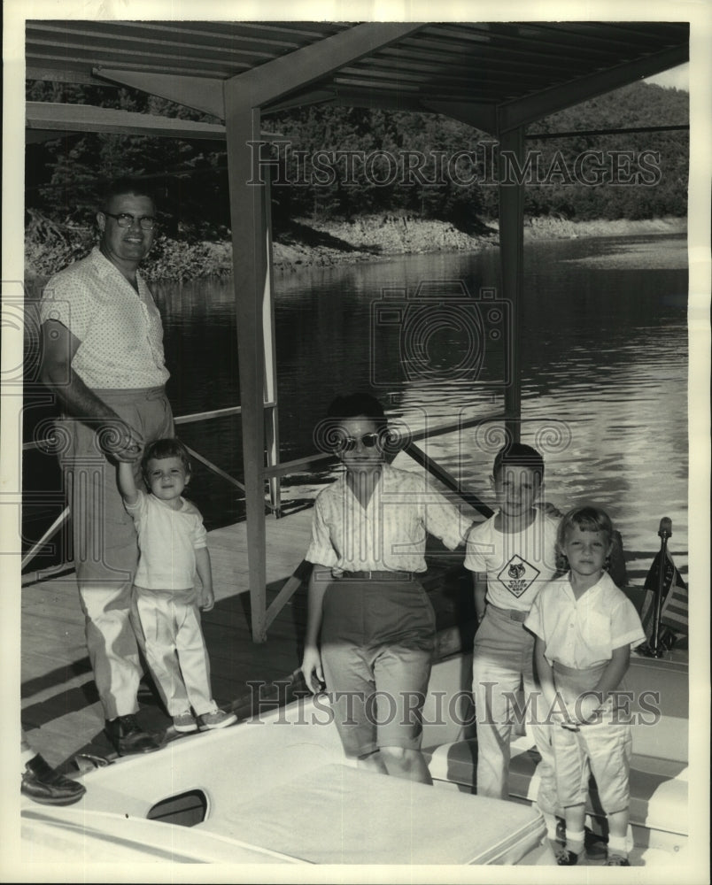 1961 Mr. &amp; Mrs. Walt Guarino and family at Fontana Village Resort - Historic Images