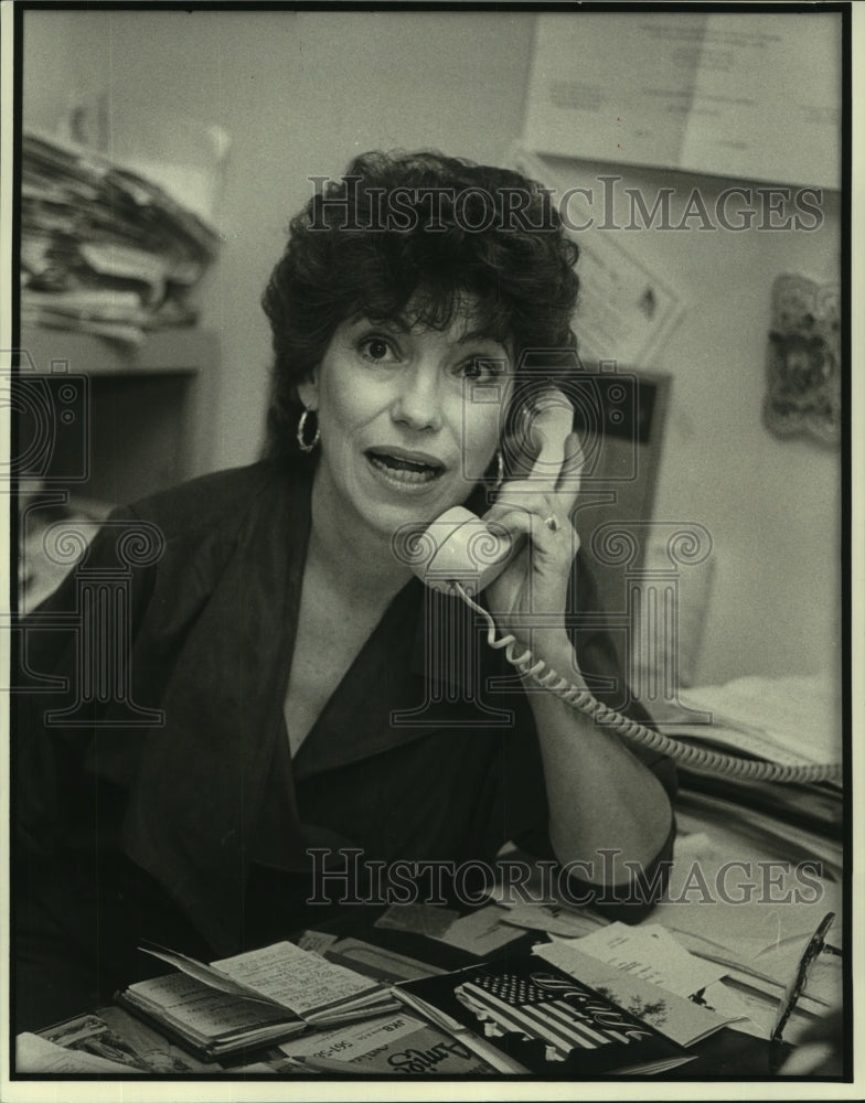 1983 Press Photo Betty Guillaud, Lagniappe columnist, The Times-Picayune - Historic Images