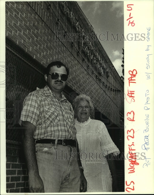 1986 Press Photo John Picone grandson of Graffagnino's Tavern founder & his aunt - Historic Images