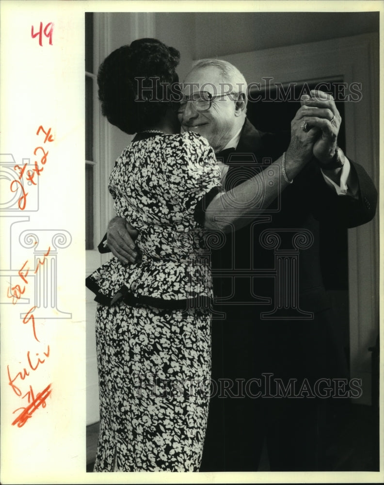 1989 Press Photo Lawyer Pro Bono - Judge James C. Gulotta and wife Joy - Historic Images