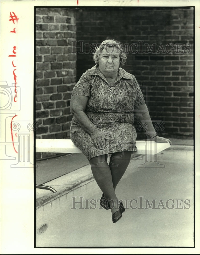 1987 Press Photo Girl Scout Elsie Guillot - nob21994 - Historic Images