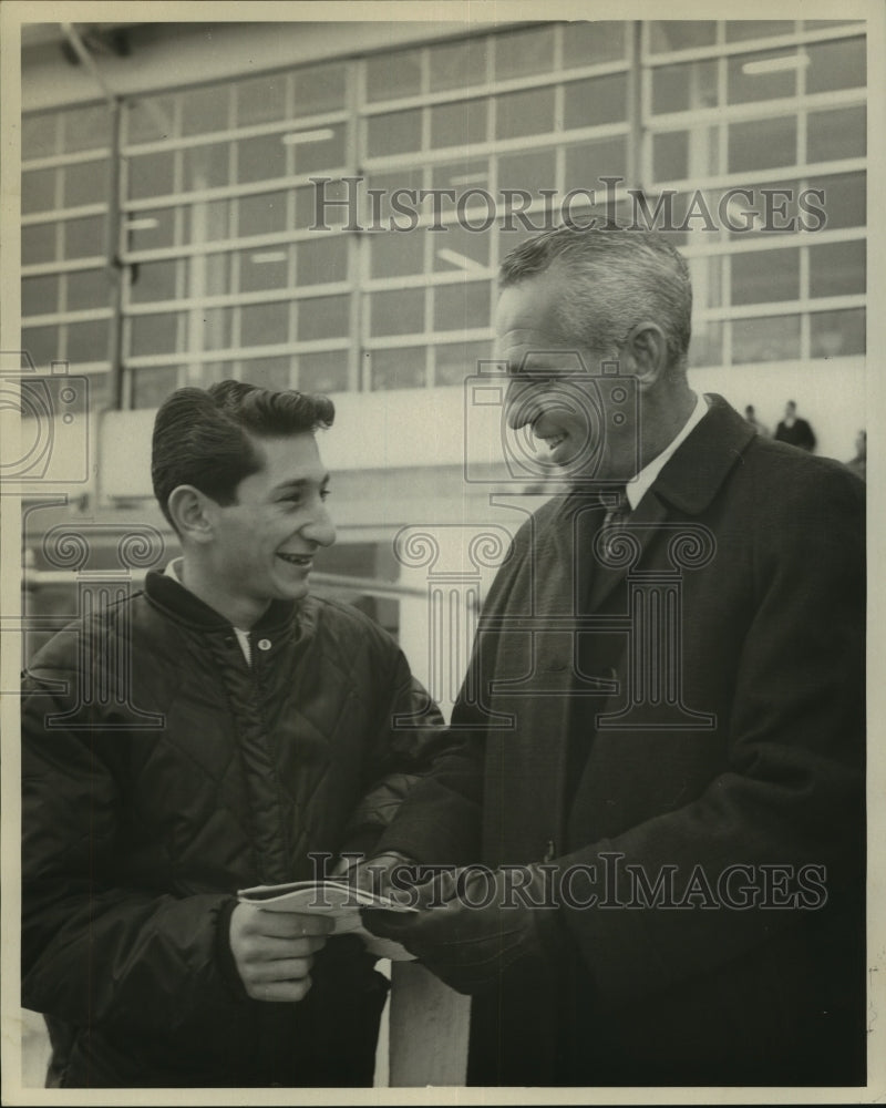 1967 Jockey Cruz with Nick Graffagnini - Historic Images